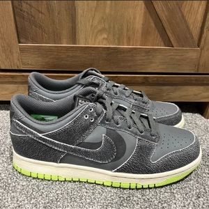 Dunk low Halloween. Men size 8.5